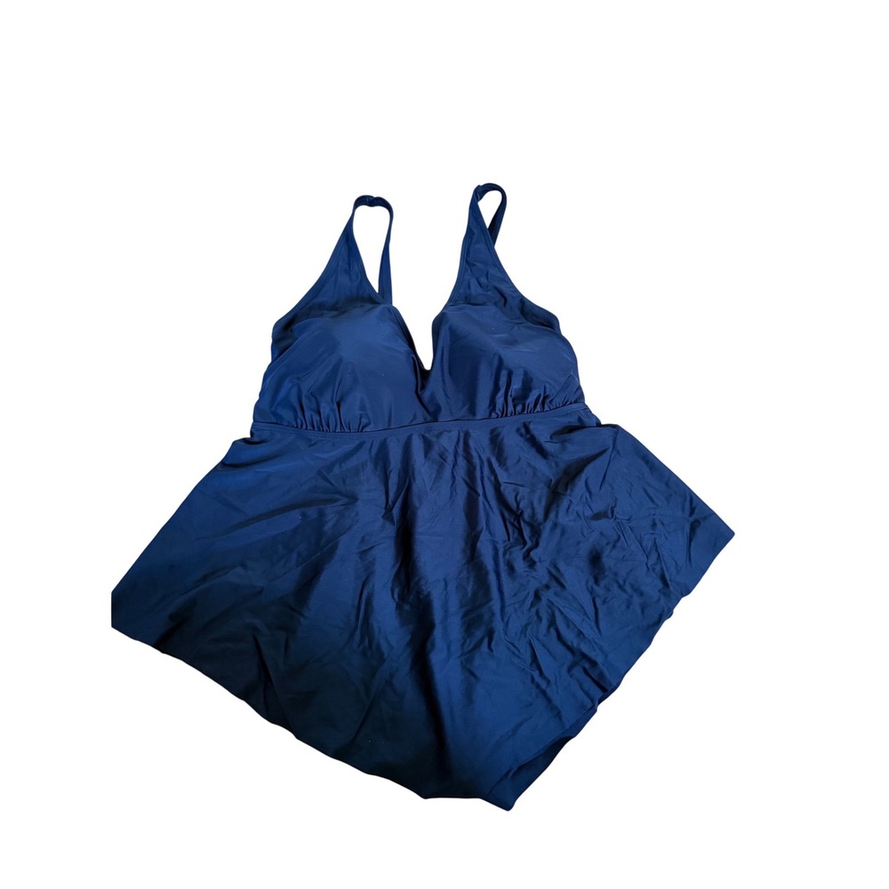 Torrid black swim top v-neck tankini